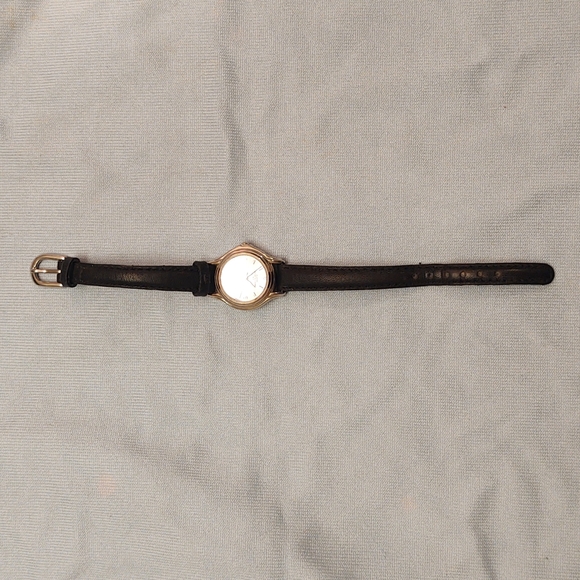 GEOFFREY BEENE Watch Leather Band - NEW BATTERY - Picture 5 of 7